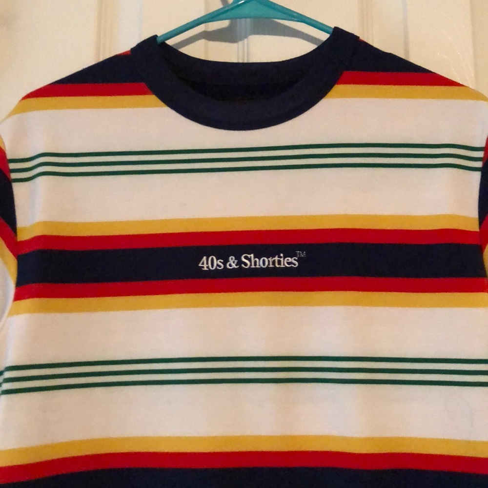 40’S & SHORTIES shirt size SMALL in MEN